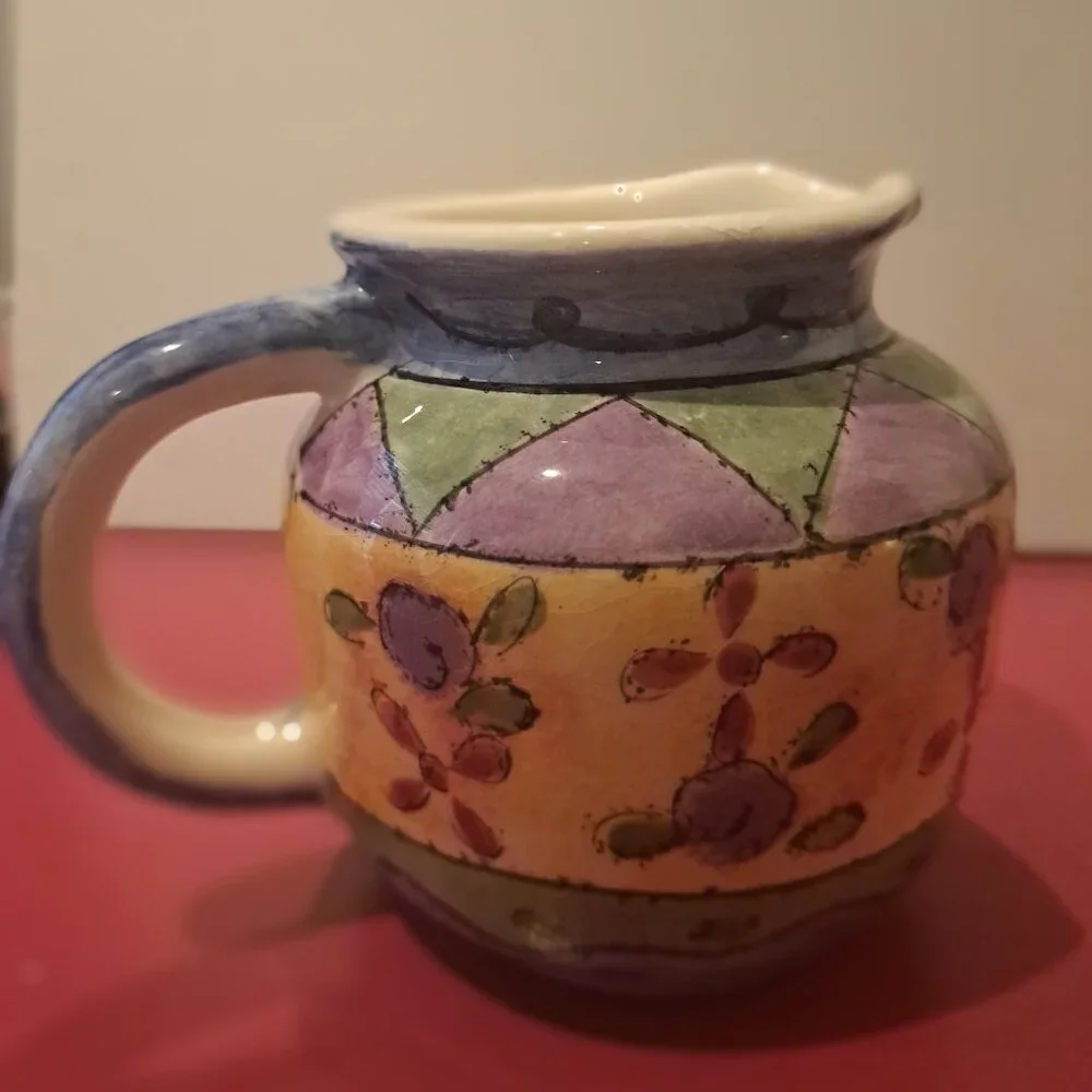 Small Pitcher - Picture 4 of 6